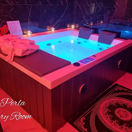 La Perla Luxury *